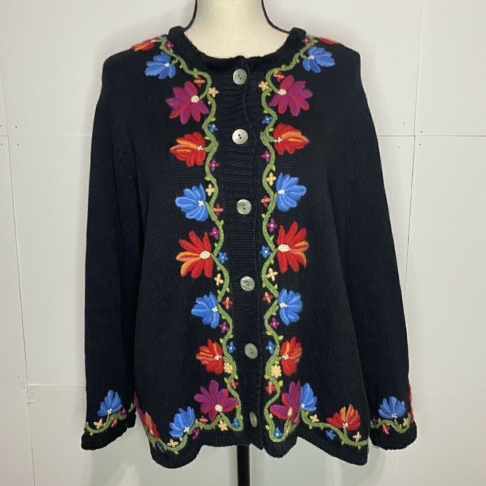 Susan Bristol Sz 1W 1X Cardigan Sweater Embroidered Flowers Black Button Front